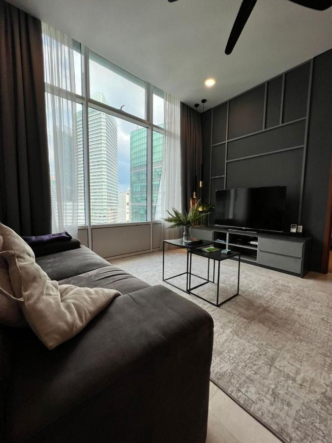 Klcc Sky Suites Kuala Lumpur Exterior photo