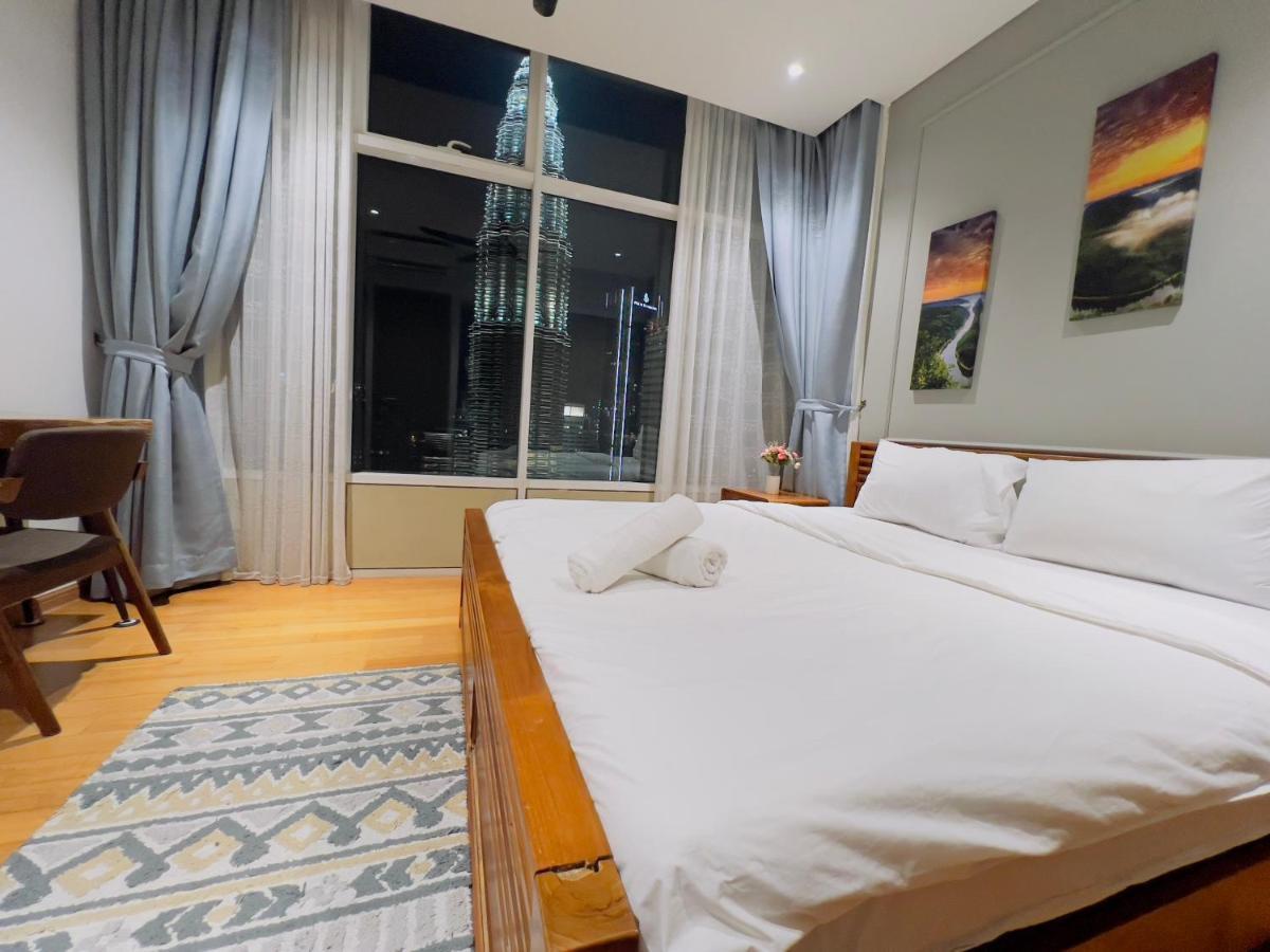 Klcc Sky Suites Kuala Lumpur Exterior photo